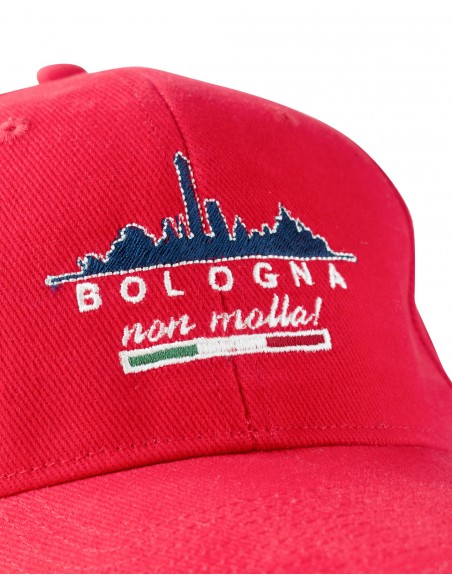 Cappello rosso Bologna junior non molla con visiera